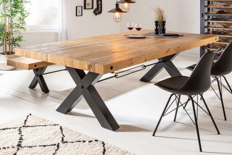 Masívny jedálenský stôl THOR 240 cm z prírodného borovicového dreva