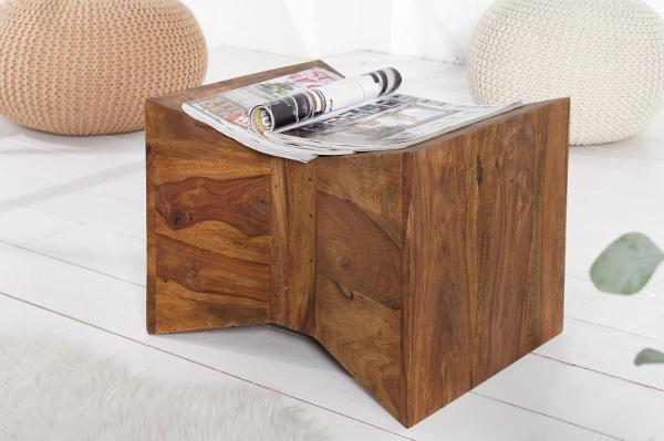 Dizajnový príručný stolík PYRAMID 35 cm sheesham, prírodný