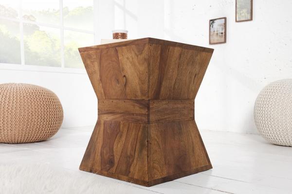 Dizajnový príručný stolík PYRAMID 35 cm sheesham, prírodný
