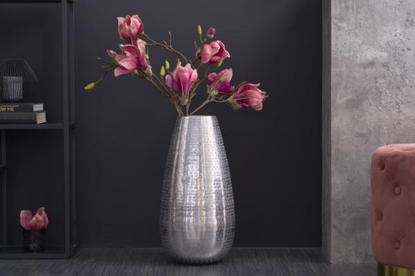 Elegantná váza ORIENTAL II 49 cm, strieborná, tepaný dizajn