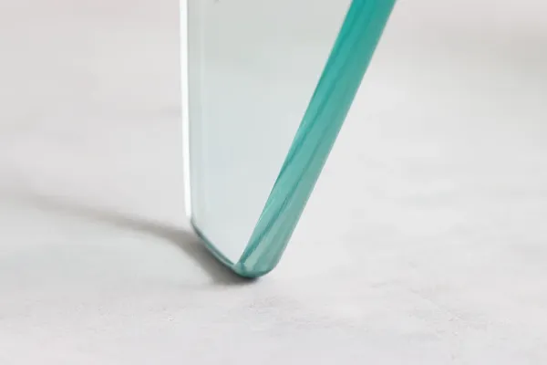 Extravagantný sklenený konferenčný stolík FANTOME 62 cm transparentný