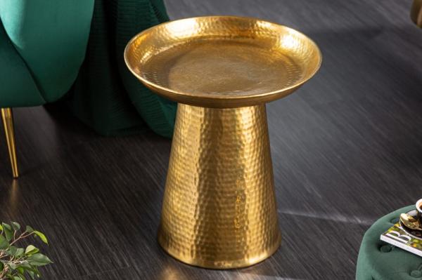 Ručne vyrobený príručný stolík ORIENT 45 cm tepaný dizajn, zlatý