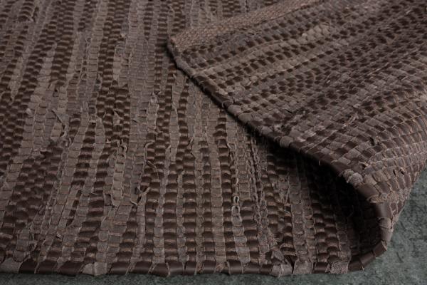 Ručne tkaný koberec PURE 230x160 cm tmavohnedý, pravá koža