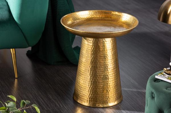 Ručne vyrobený príručný stolík ORIENT 45 cm tepaný dizajn, zlatý