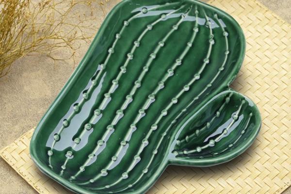 Elegantný tanierik na jednohubky HAMY 23 cm, keramika, zelený