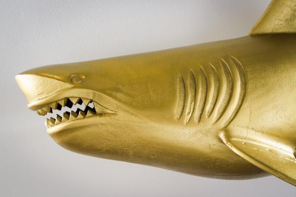 Dizajnová nástenná dekorácia SHARK 105 cm, zlatá, ľavá