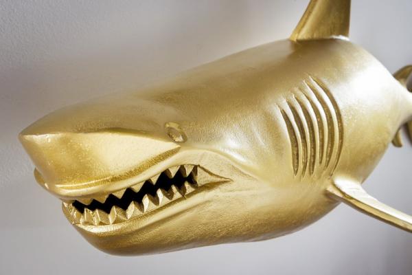 Dizajnová nástenná dekorácia SHARK 105 cm, zlatá, ľavá