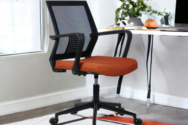 Elegantná pracovná stolička MESH, výškovo nastaviteľná, čierna
