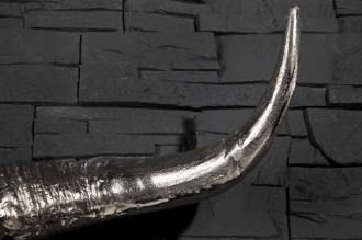 Dizajnová lebka MATADOR 70 cm strieborná, hliníková zliatina